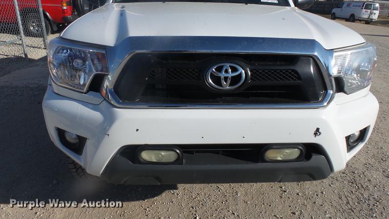 image for item DK9195 2012 Toyota Tacoma pickup truck