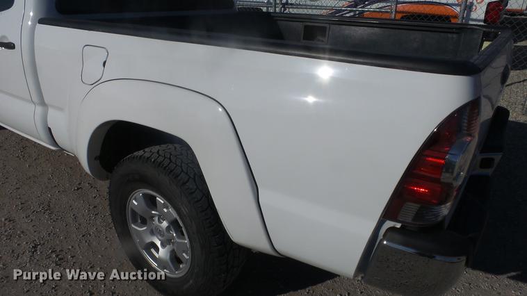 image for item DK9195 2012 Toyota Tacoma pickup truck