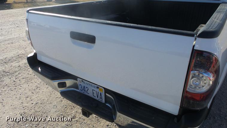 image for item DK9195 2012 Toyota Tacoma pickup truck