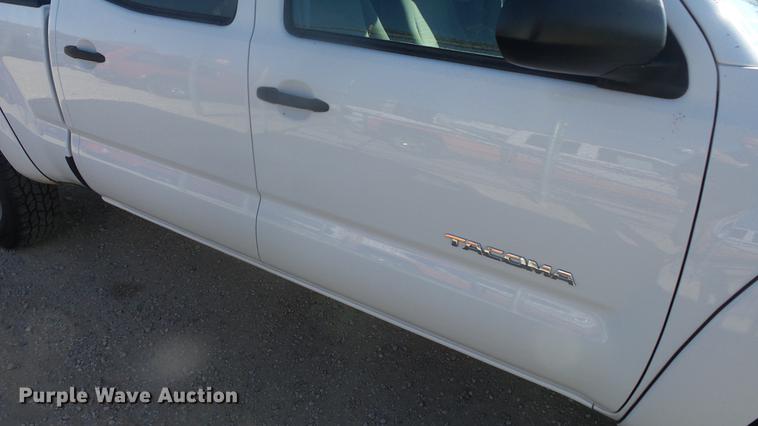 image for item DK9195 2012 Toyota Tacoma pickup truck