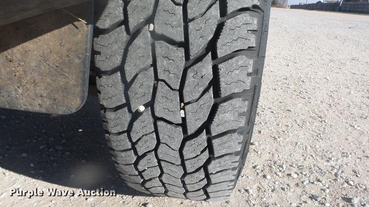 image for item DK9195 2012 Toyota Tacoma pickup truck