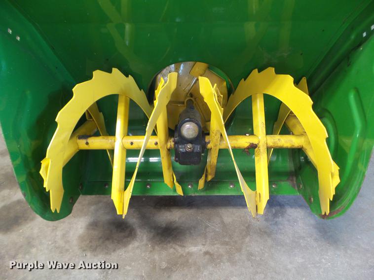 image for item DZ9156 John Deere 828D snow blower