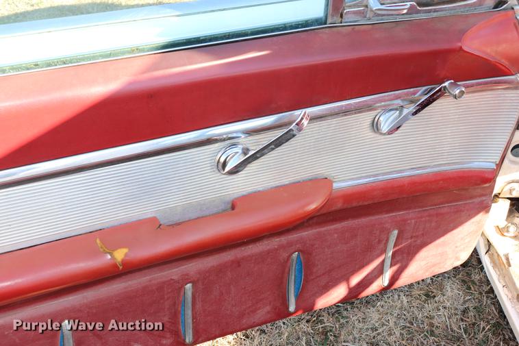 image for item EC9296 1962 Ford Thunderbird