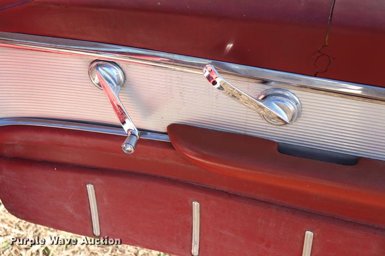 image for item EC9296 1962 Ford Thunderbird