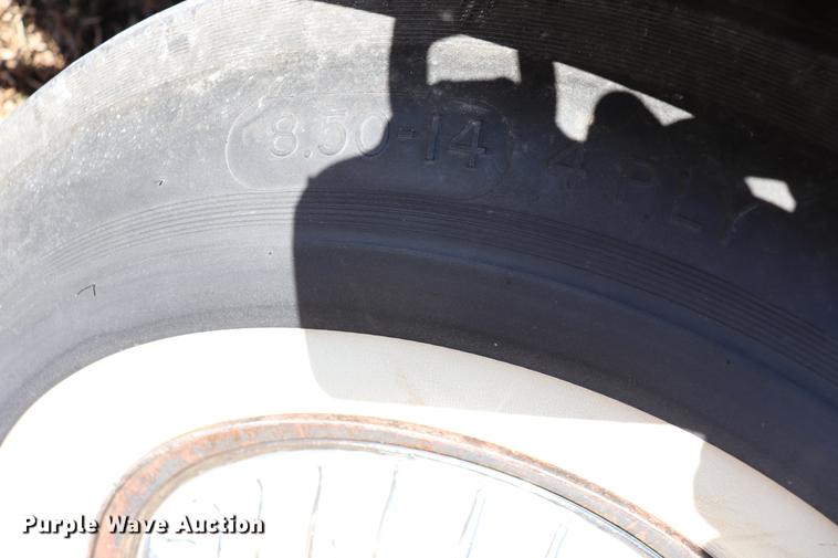 image for item EC9296 1962 Ford Thunderbird