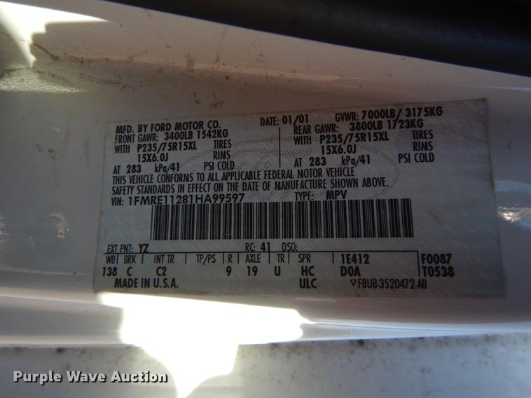 image for item J5557 2001 Ford E150 XL van