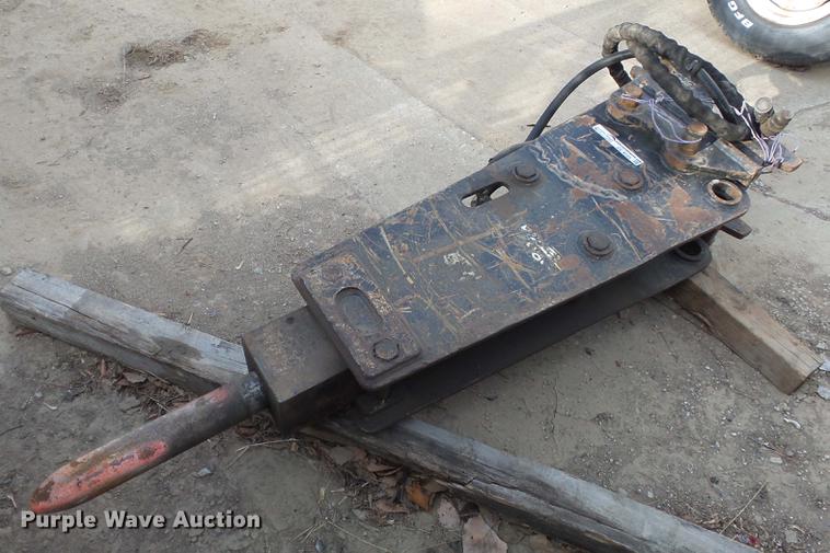 image for item CC9725 2011 John Deere HH60 breaker