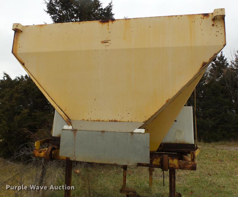 image for item DB9835 Flink spreader