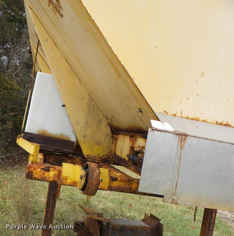 image for item DB9835 Flink spreader