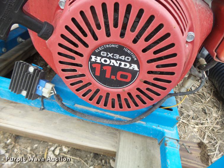 image for item DB9836 Goosen BCG2 straw blower