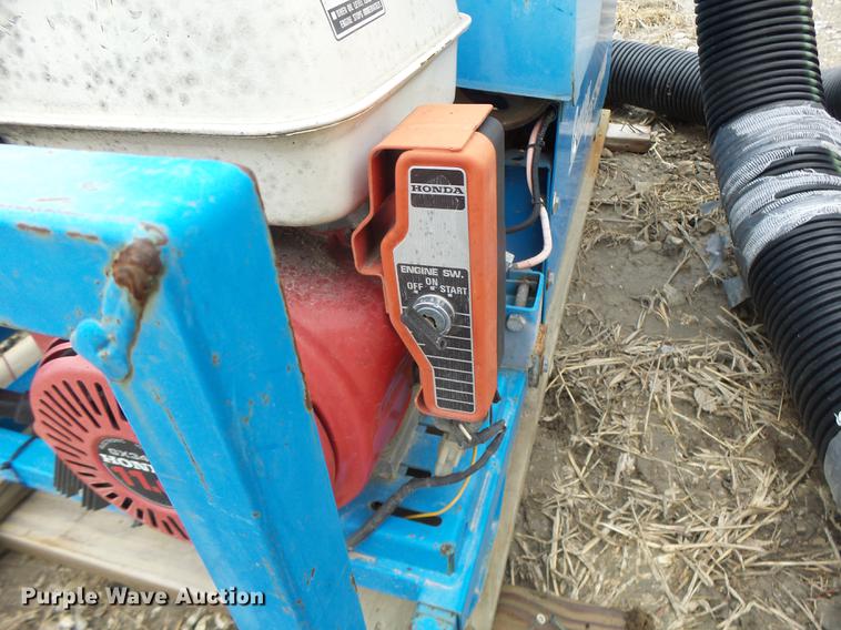 image for item DB9836 Goosen BCG2 straw blower