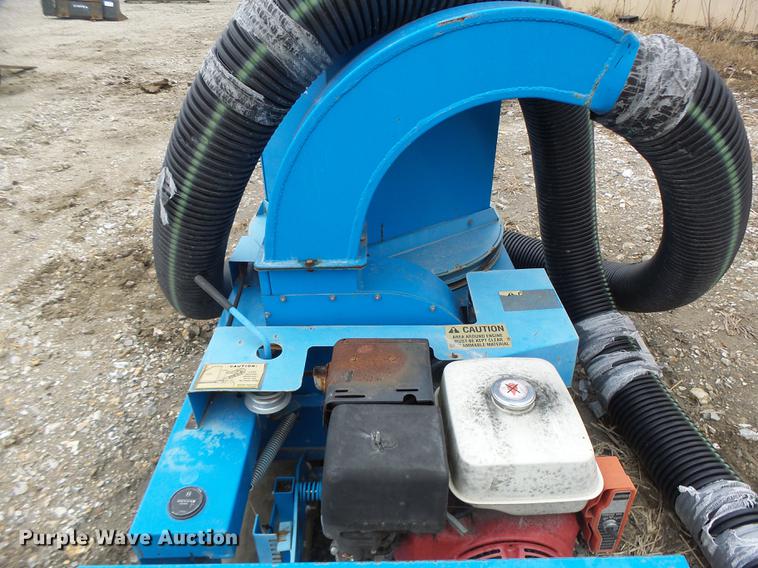 image for item DB9836 Goosen BCG2 straw blower