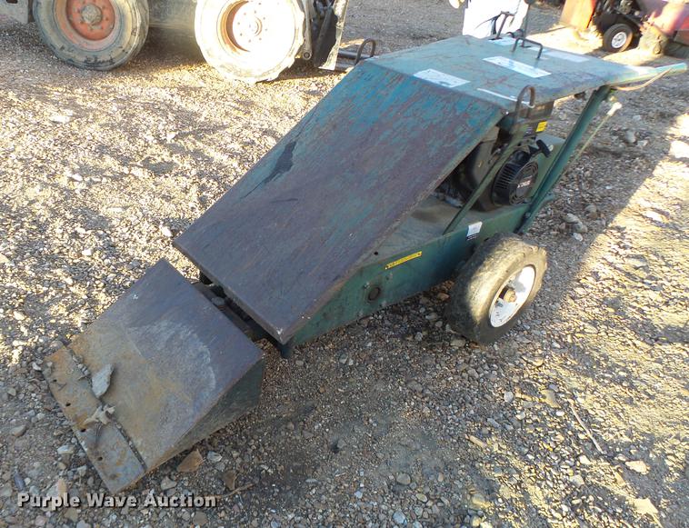 image for item DB9856 Reeves roof scraper