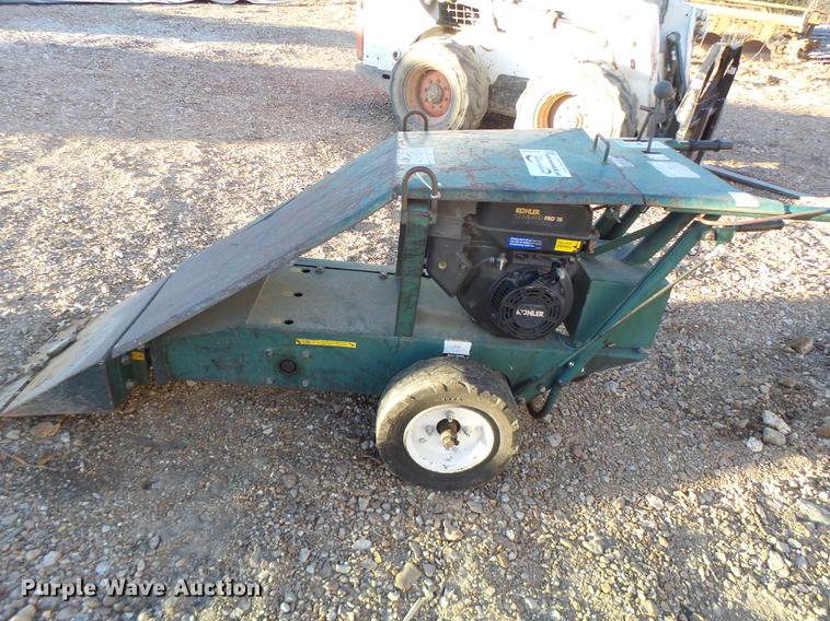 image for item DB9856 Reeves roof scraper