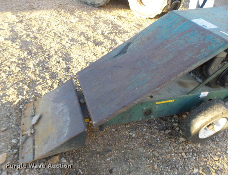 image for item DB9856 Reeves roof scraper