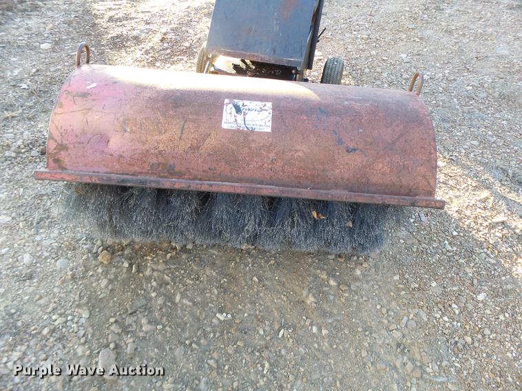 image for item DB9858 Broom