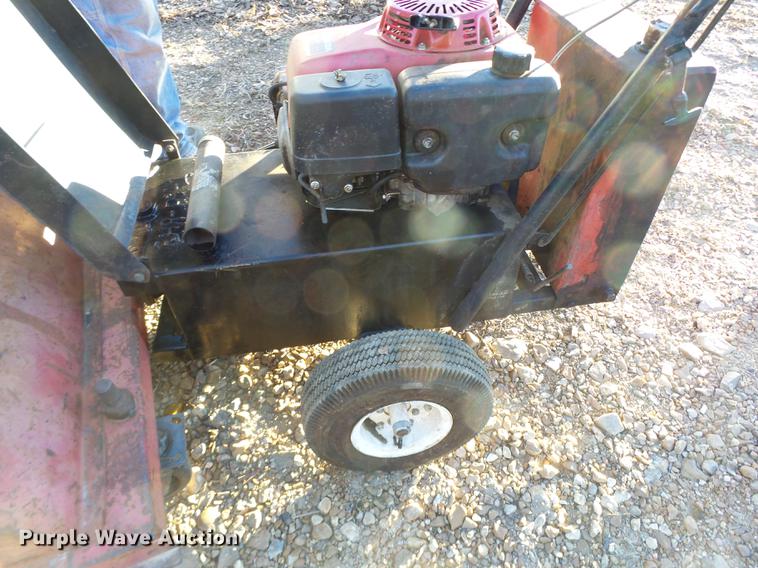 image for item DB9858 Broom