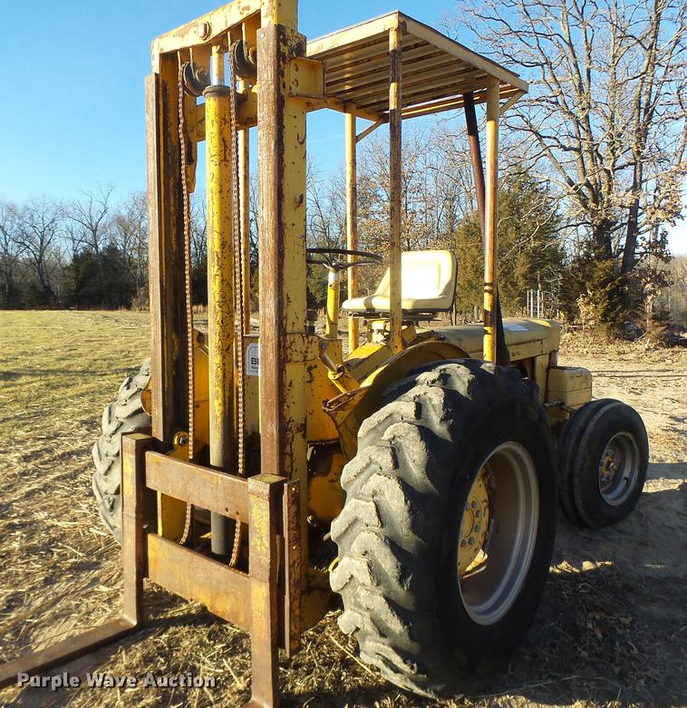 image for item DB9861 Massey-Ferguson 204 forklift
