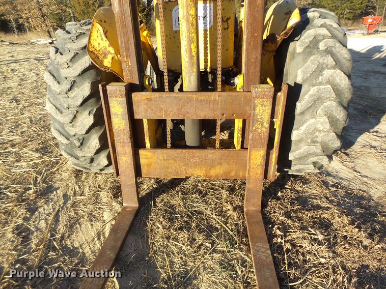 image for item DB9861 Massey-Ferguson 204 forklift