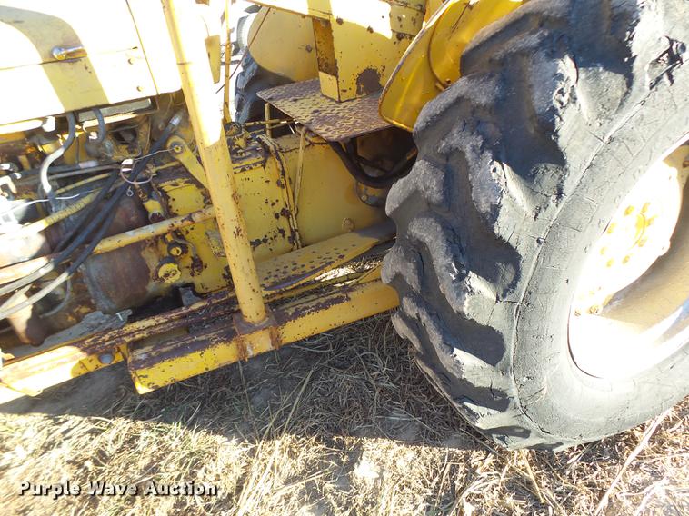 image for item DB9861 Massey-Ferguson 204 forklift