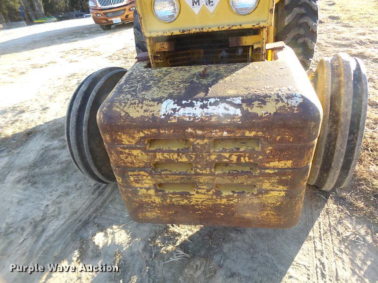 image for item DB9861 Massey-Ferguson 204 forklift