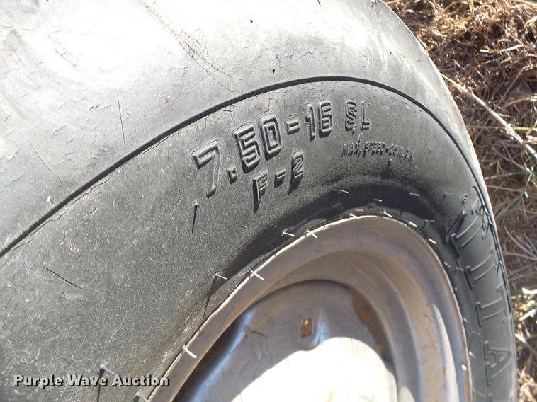 image for item DB9861 Massey-Ferguson 204 forklift