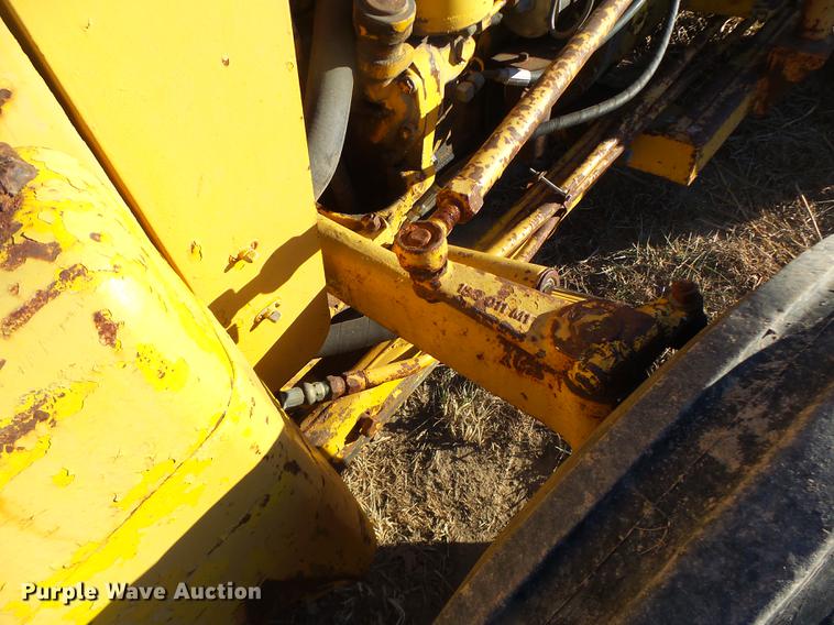 image for item DB9861 Massey-Ferguson 204 forklift