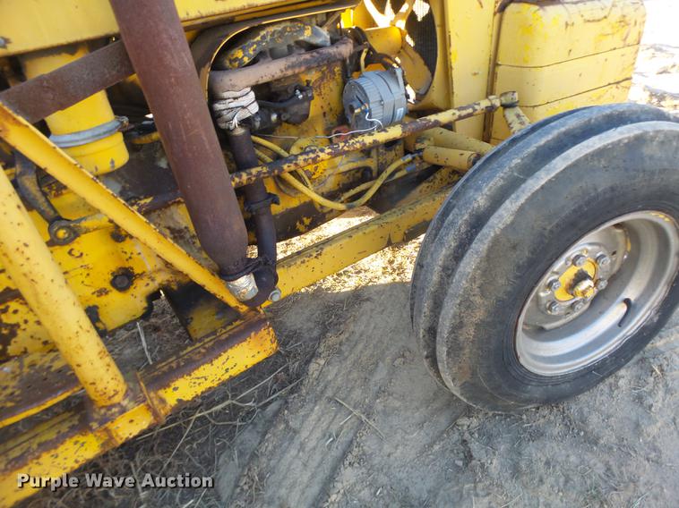 image for item DB9861 Massey-Ferguson 204 forklift