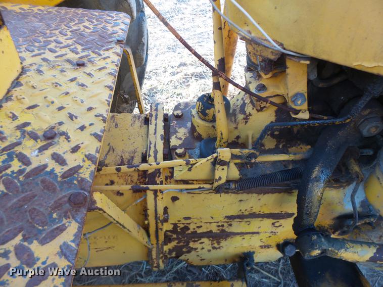 image for item DB9861 Massey-Ferguson 204 forklift