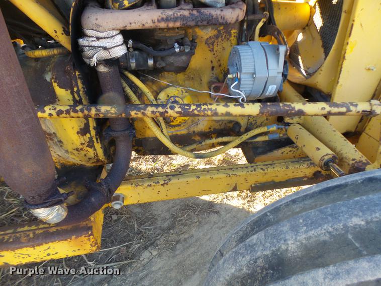 image for item DB9861 Massey-Ferguson 204 forklift