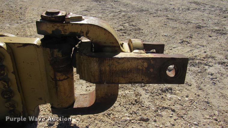 image for item DC2192 1997 Reynolds 17C scraper