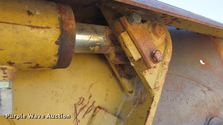 image for item DC2192 1997 Reynolds 17C scraper