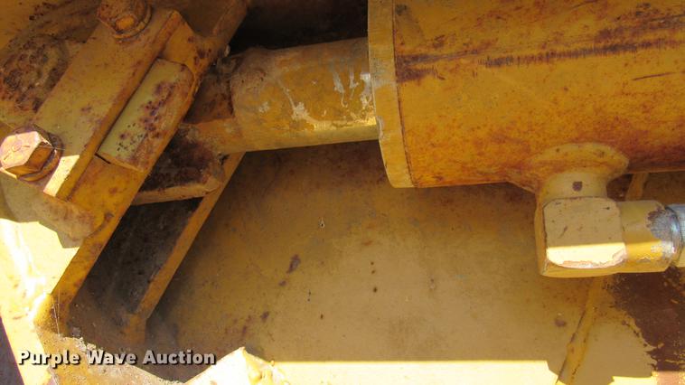 image for item DC2192 1997 Reynolds 17C scraper