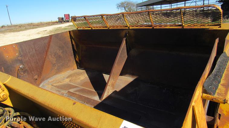 image for item DC2192 1997 Reynolds 17C scraper