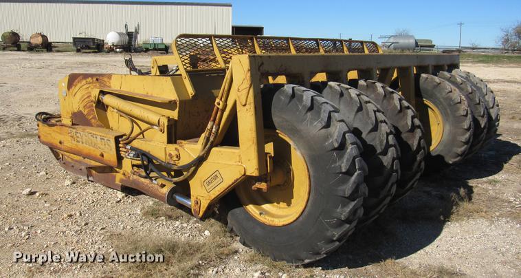 image for item DC2193 1997 Reynolds 15C scraper