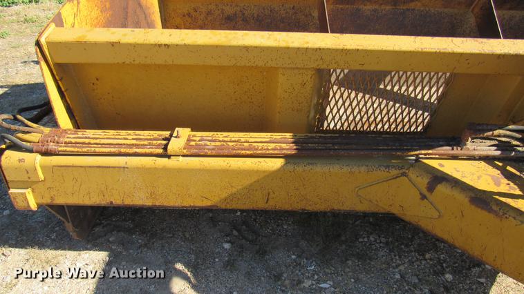 image for item DC2193 1997 Reynolds 15C scraper