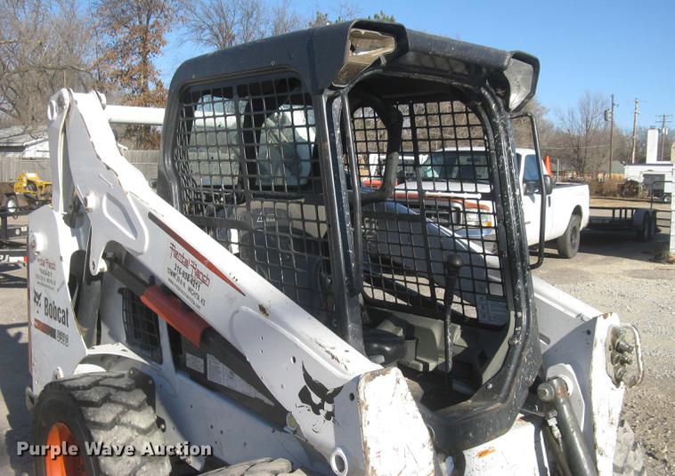 image for item DC2355 2013 Bobcat S590 skid steer