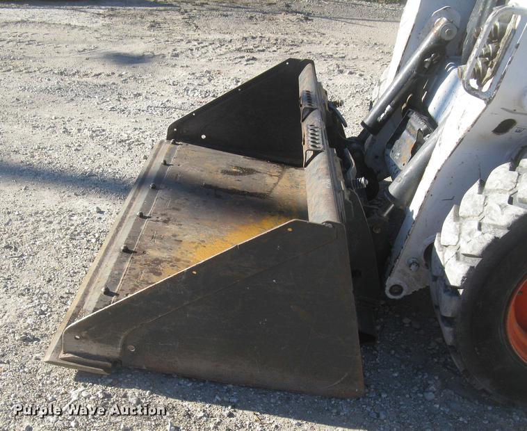 image for item DC2355 2013 Bobcat S590 skid steer