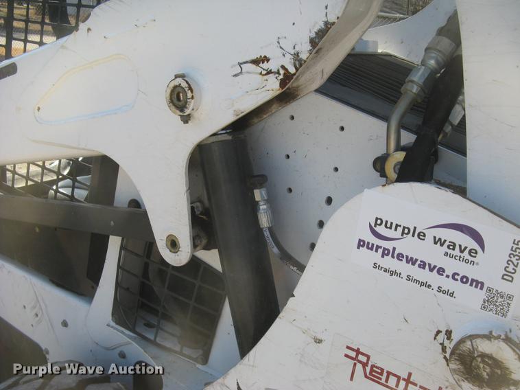 image for item DC2355 2013 Bobcat S590 skid steer