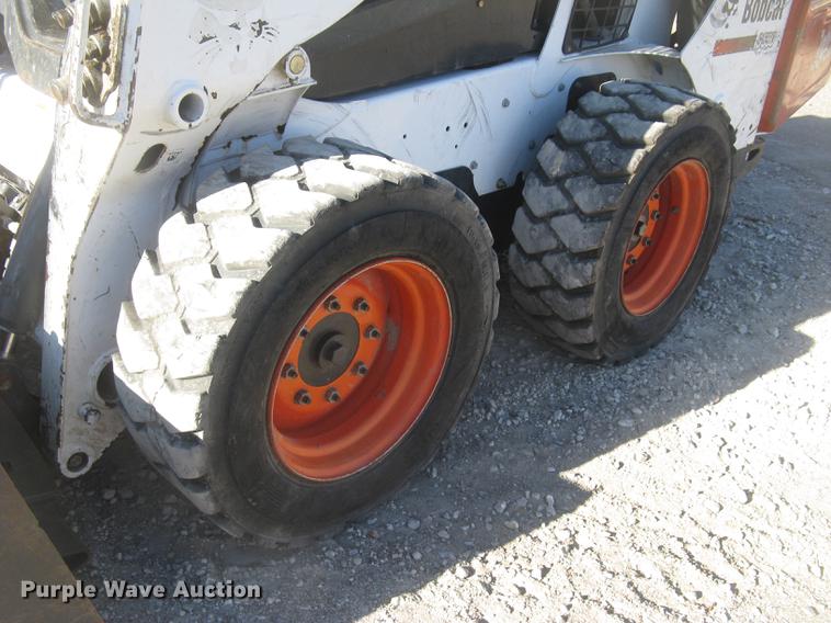image for item DC2355 2013 Bobcat S590 skid steer