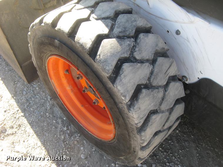image for item DC2355 2013 Bobcat S590 skid steer