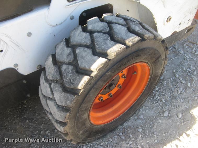 image for item DC2355 2013 Bobcat S590 skid steer