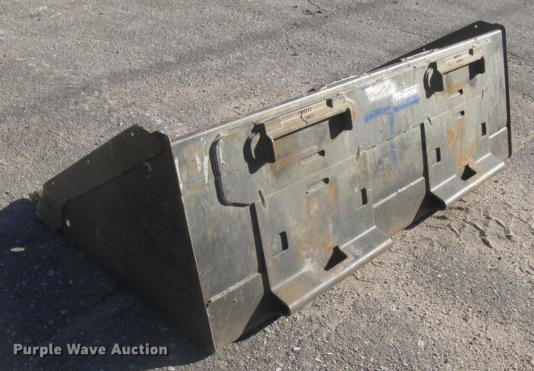 image for item DL9773 Bobcat low profile skid steer bucket