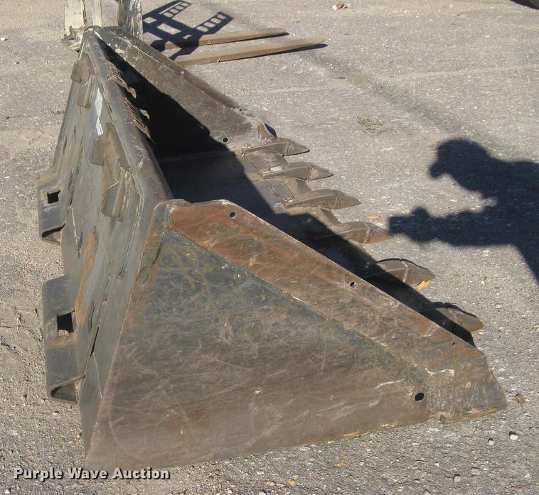 image for item DL9773 Bobcat low profile skid steer bucket