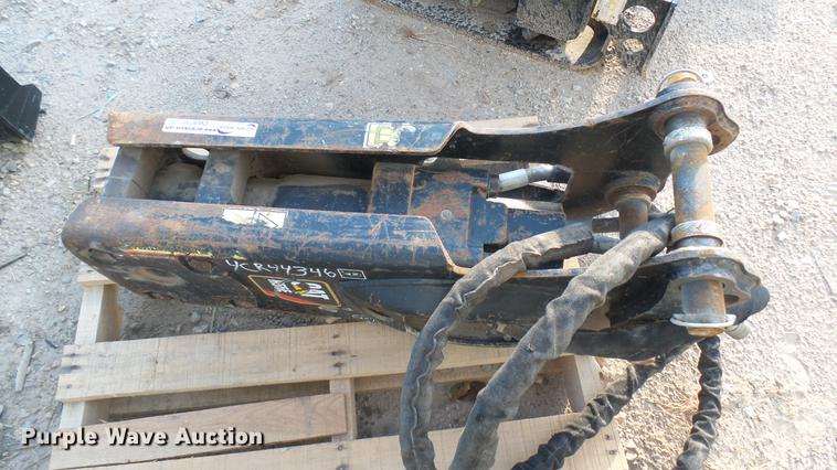 image for item DW9230 2015 Caterpillar H55EP hammer