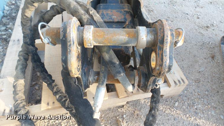 image for item DW9230 2015 Caterpillar H55EP hammer