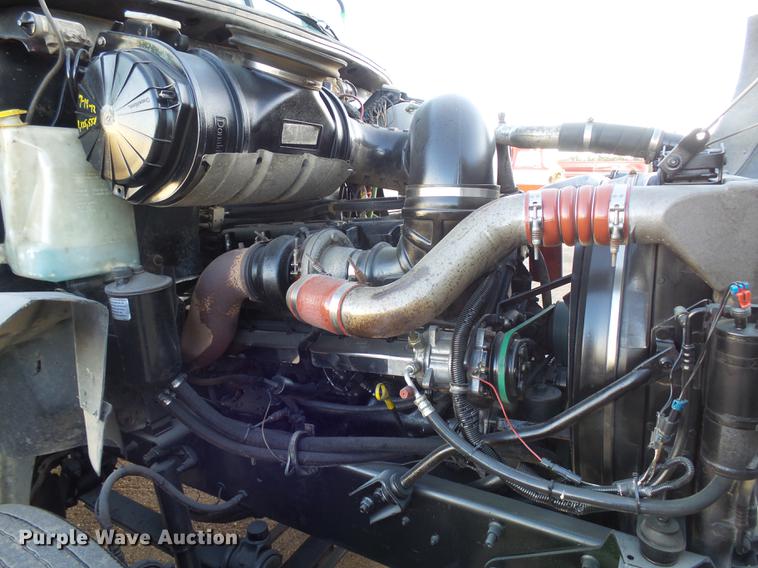 image for item DX9026 2003 Mack CX13 Vision semi truck