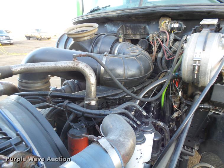 image for item DX9026 2003 Mack CX13 Vision semi truck