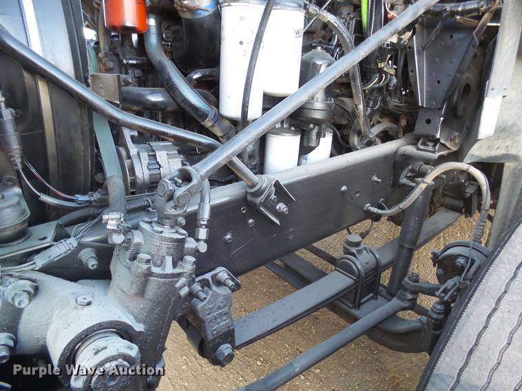 image for item DX9026 2003 Mack CX13 Vision semi truck