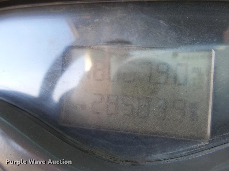 image for item DX9026 2003 Mack CX13 Vision semi truck